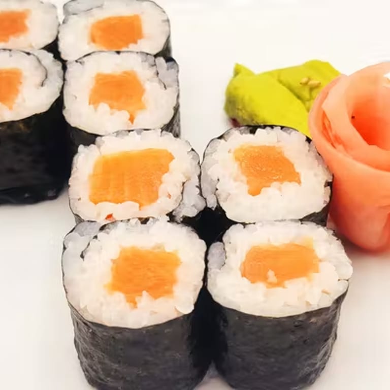 Explore Our Maki Roll Selection